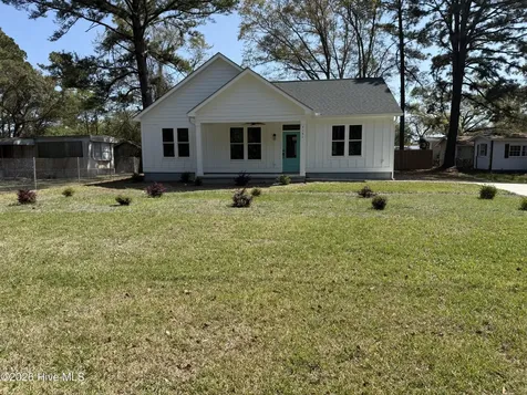 7151 Dale Avenue SW Ocean Isle Beach NC 28469
