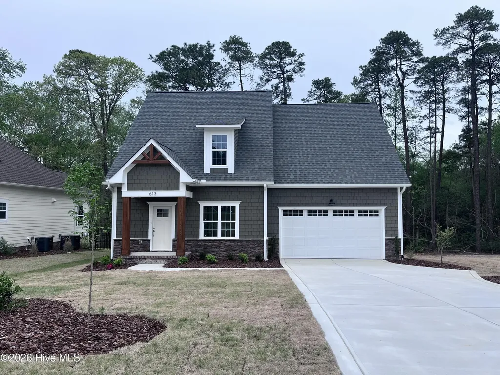 613 Jumper Court Southern Pines NC 28387