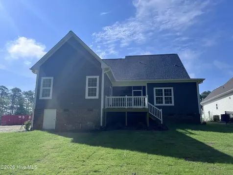 613 Jumper Court Southern Pines NC 28387