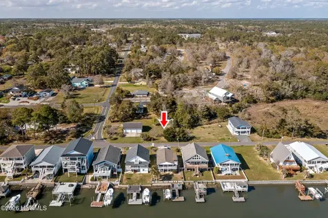 1884 E Sea Aire Canal SW Supply NC 28462