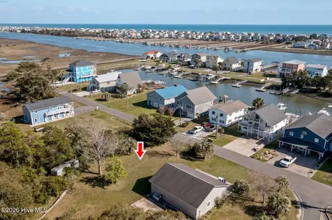 1884 E Sea Aire Canal SW Supply NC 28462