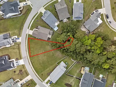 561 Moss Lake Lane Holly Ridge NC 28445