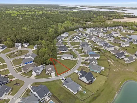 561 Moss Lake Lane Holly Ridge NC 28445