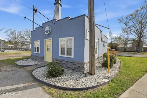 1018 N Broad Street Edenton NC 27932