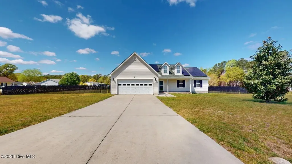 308 Parkton Drive Richlands NC 28574