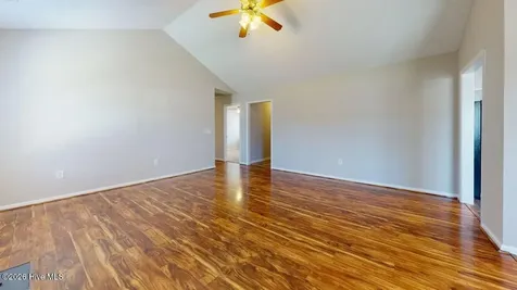 308 Parkton Drive Richlands NC 28574