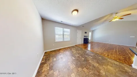 308 Parkton Drive Richlands NC 28574