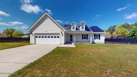 308 Parkton Drive Richlands NC 28574