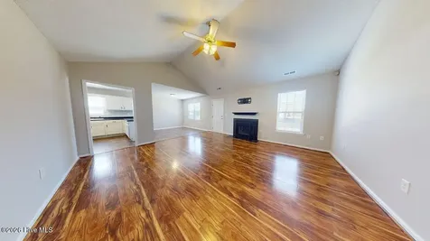 308 Parkton Drive Richlands NC 28574