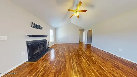308 Parkton Drive Richlands NC 28574