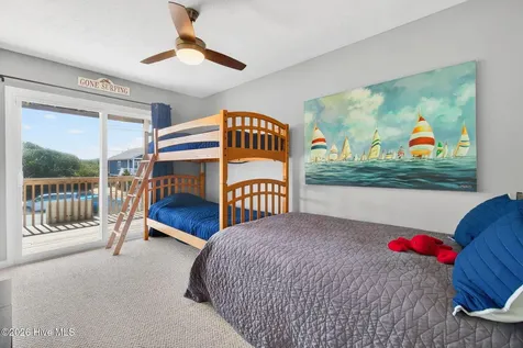 1125 S Topsail Drive Surf City NC 28445