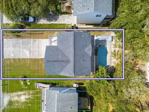 1125 S Topsail Drive Surf City NC 28445