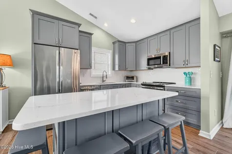 1125 S Topsail Drive Surf City NC 28445
