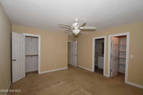 1205 Price Drive Greenville NC 27834