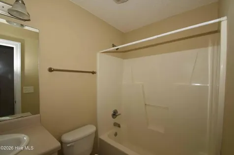 1205 Price Drive Greenville NC 27834