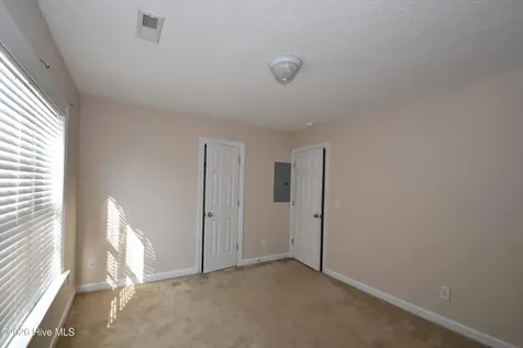 1205 Price Drive Greenville NC 27834