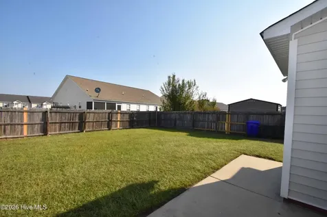 1205 Price Drive Greenville NC 27834