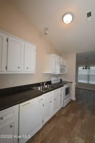 1205 Price Drive Greenville NC 27834