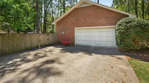 118 Greenwood Drive Greenville NC 27834