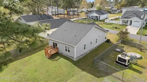 305 Cypress Avenue Holly Ridge NC 28445