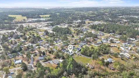 305 Cypress Avenue Holly Ridge NC 28445
