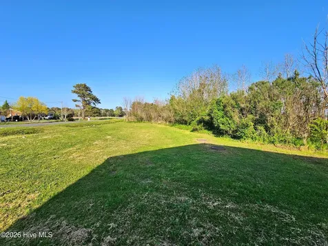 1729 Swamp Road Engelhard NC 27824