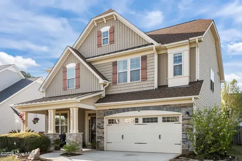 105 Hampton Drive Holly Ridge NC 28445