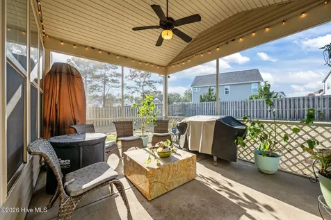 105 Hampton Drive Holly Ridge NC 28445