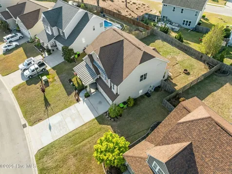 105 Hampton Drive Holly Ridge NC 28445