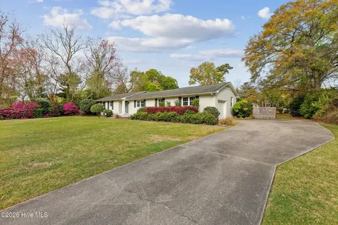240 Jeb Stuart Drive Wilmington NC 28412