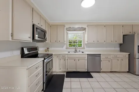 240 Jeb Stuart Drive Wilmington NC 28412