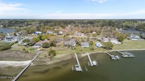 500 Bynum Lane Swansboro NC 28584