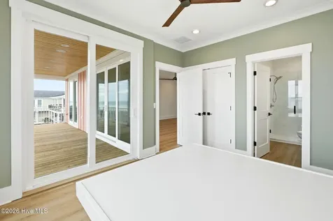 543 Ocean Boulevard W Holden Beach NC 28462