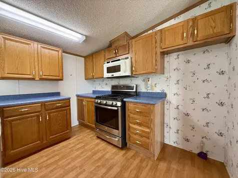 6484 Prison Camp Road Williamston NC 27892