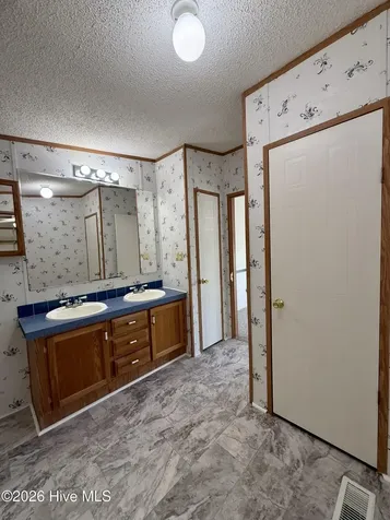 6484 Prison Camp Road Williamston NC 27892