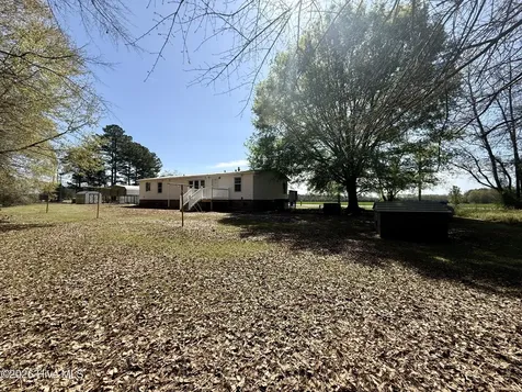 6484 Prison Camp Road Williamston NC 27892