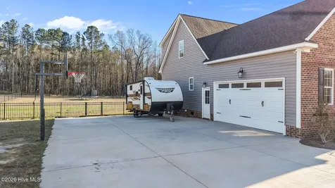 1095 Poplar Creek Road Nashville NC 27856