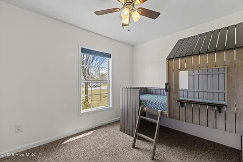 38 Riegel Drive Hubert NC 28539