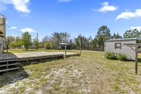 38 Riegel Drive Hubert NC 28539
