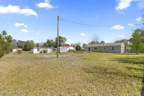 38 Riegel Drive Hubert NC 28539