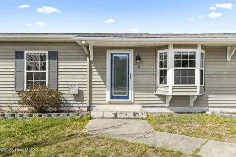 38 Riegel Drive Hubert NC 28539