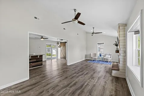 38 Riegel Drive Hubert NC 28539