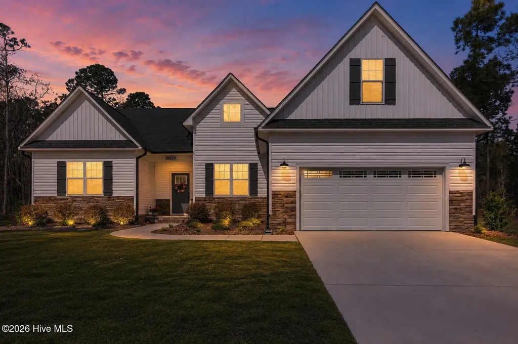 30220 W Lake Drive Wagram NC 28396
