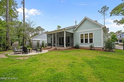 633 Ashbury Drive SE Bolivia NC 28422