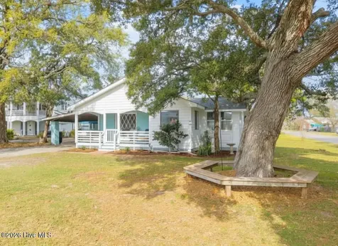 109 River Drive Southport NC 28461