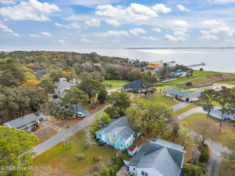 109 River Drive Southport NC 28461