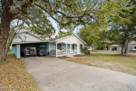 109 River Drive Southport NC 28461