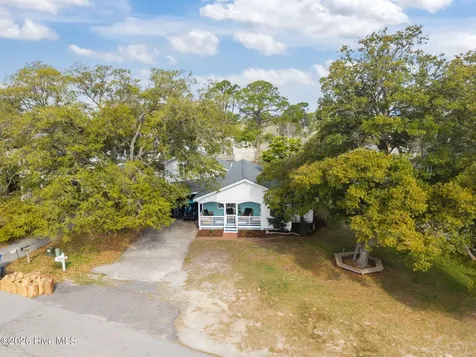 109 River Drive Southport NC 28461