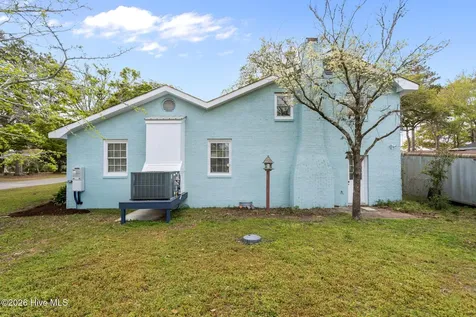 109 River Drive Southport NC 28461