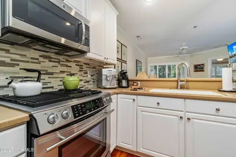 300 Midyette Street Oriental NC 28571